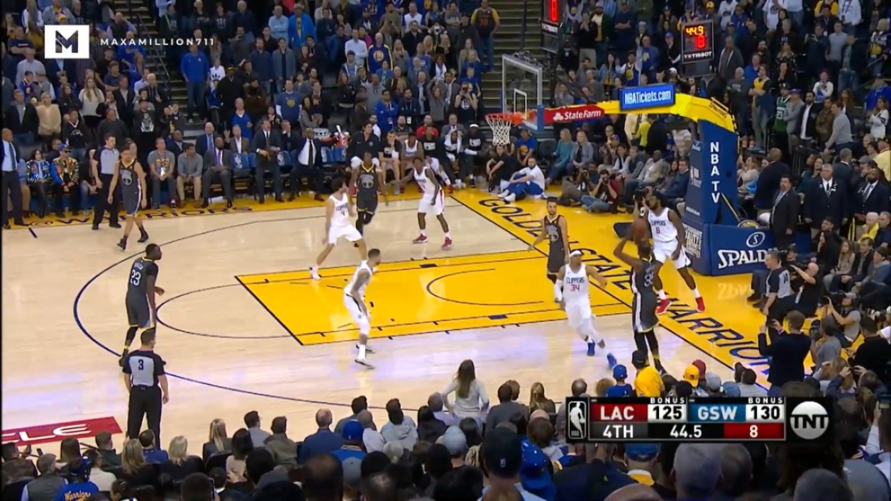 九游娱乐-杜兰特迎来三赛季高光表现，勇士球迷沸腾！的简单介绍