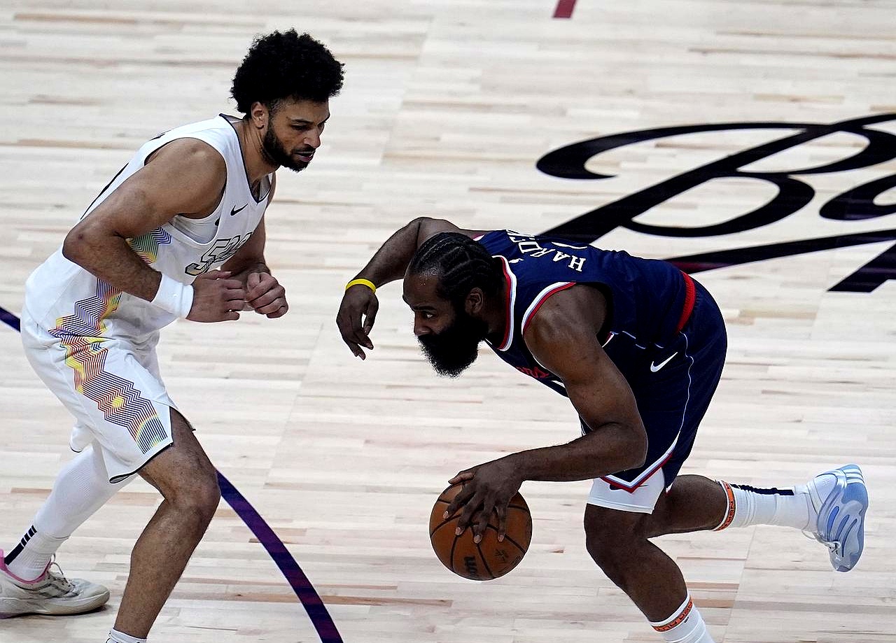 哈登关键节点战术调整,加拿大队带队取胜了吗 哈登关键节点战术调整,加拿大队带队取胜了吗