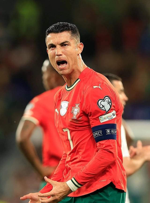 九游体育-关于C罗遭遇二十连败，加拿大队教练面临压力！的信息