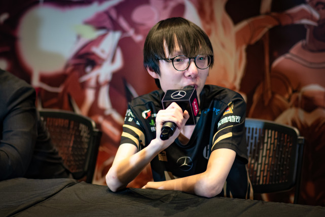 九游体育-Karsa在中国队比赛中败北，挺进下一轮引发热议！的简单介绍